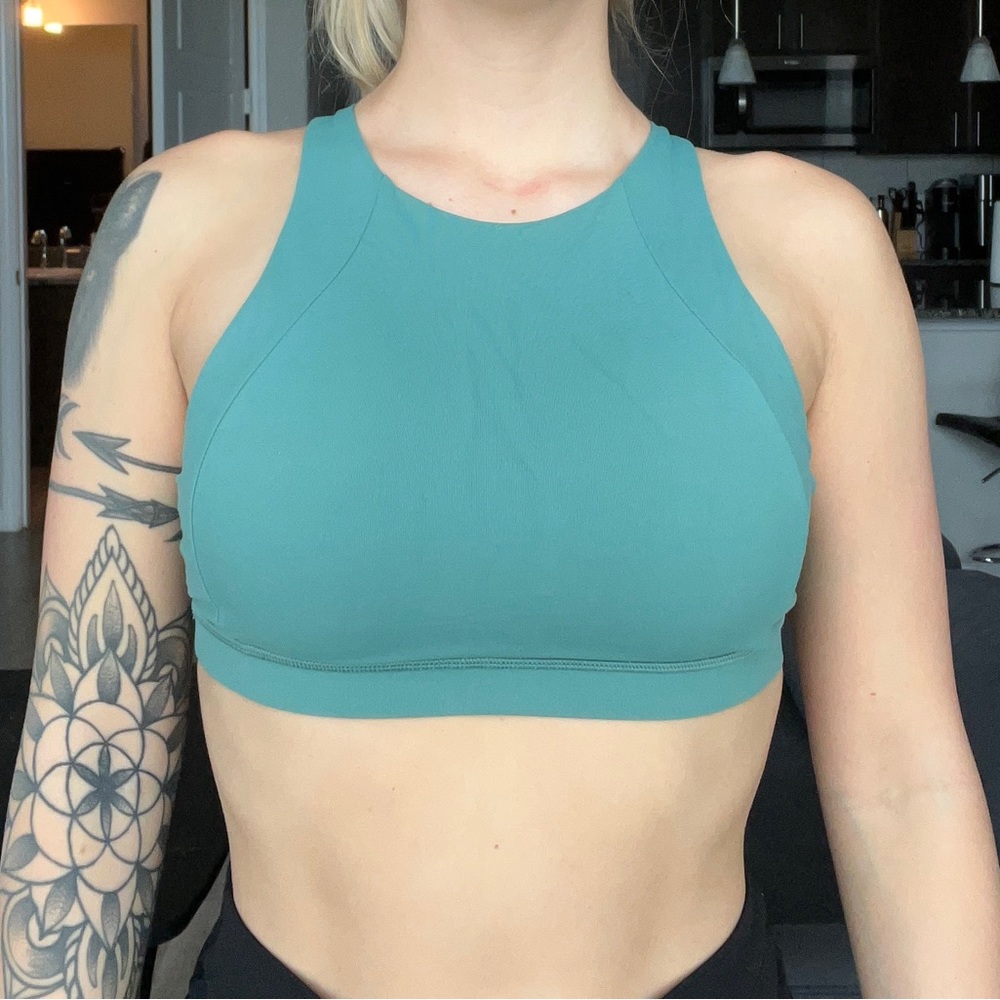 Lululemon Free to be Serene High Neck